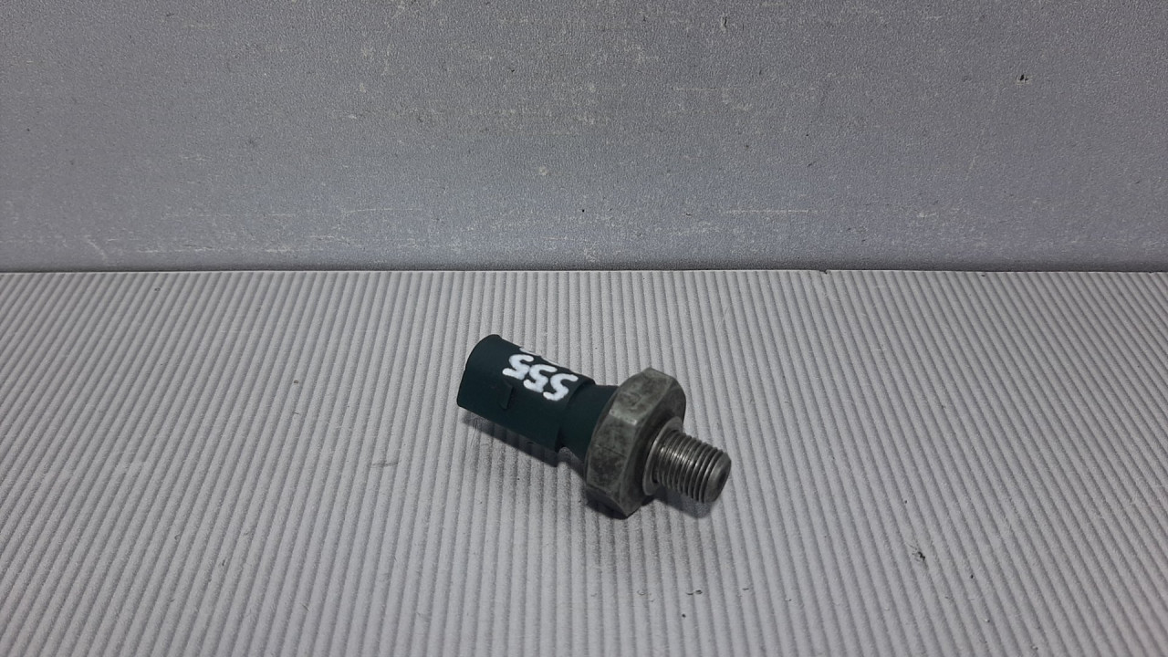 DIJELOVI SENZOR PRITISKA ULJA VW POLO > 09-14 036919081B