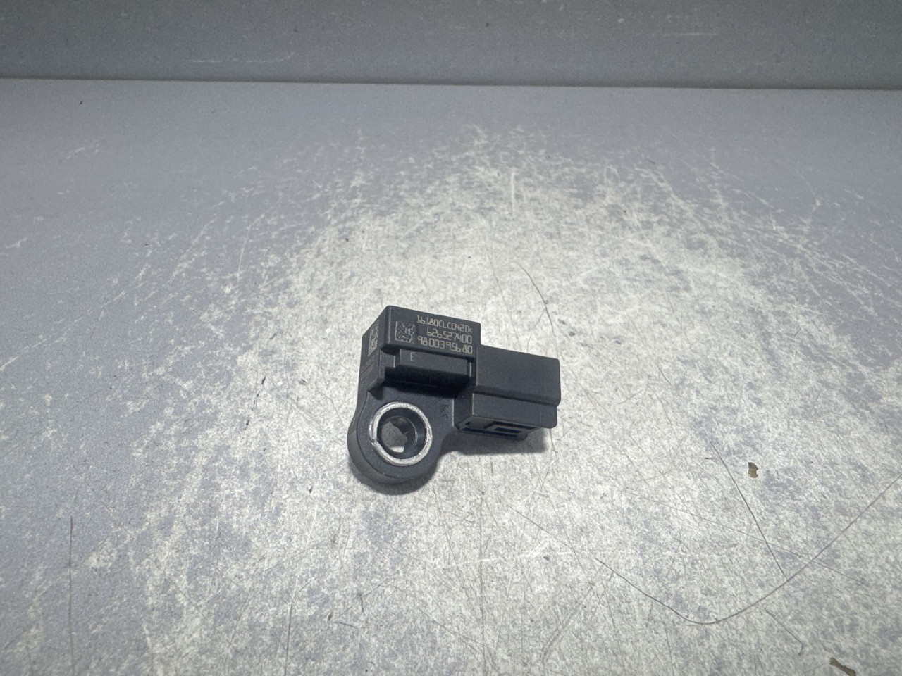 DIJELOVI SENZOR AIRBAGA PEUGEOT 308 > 13-17 2.0 9800395680