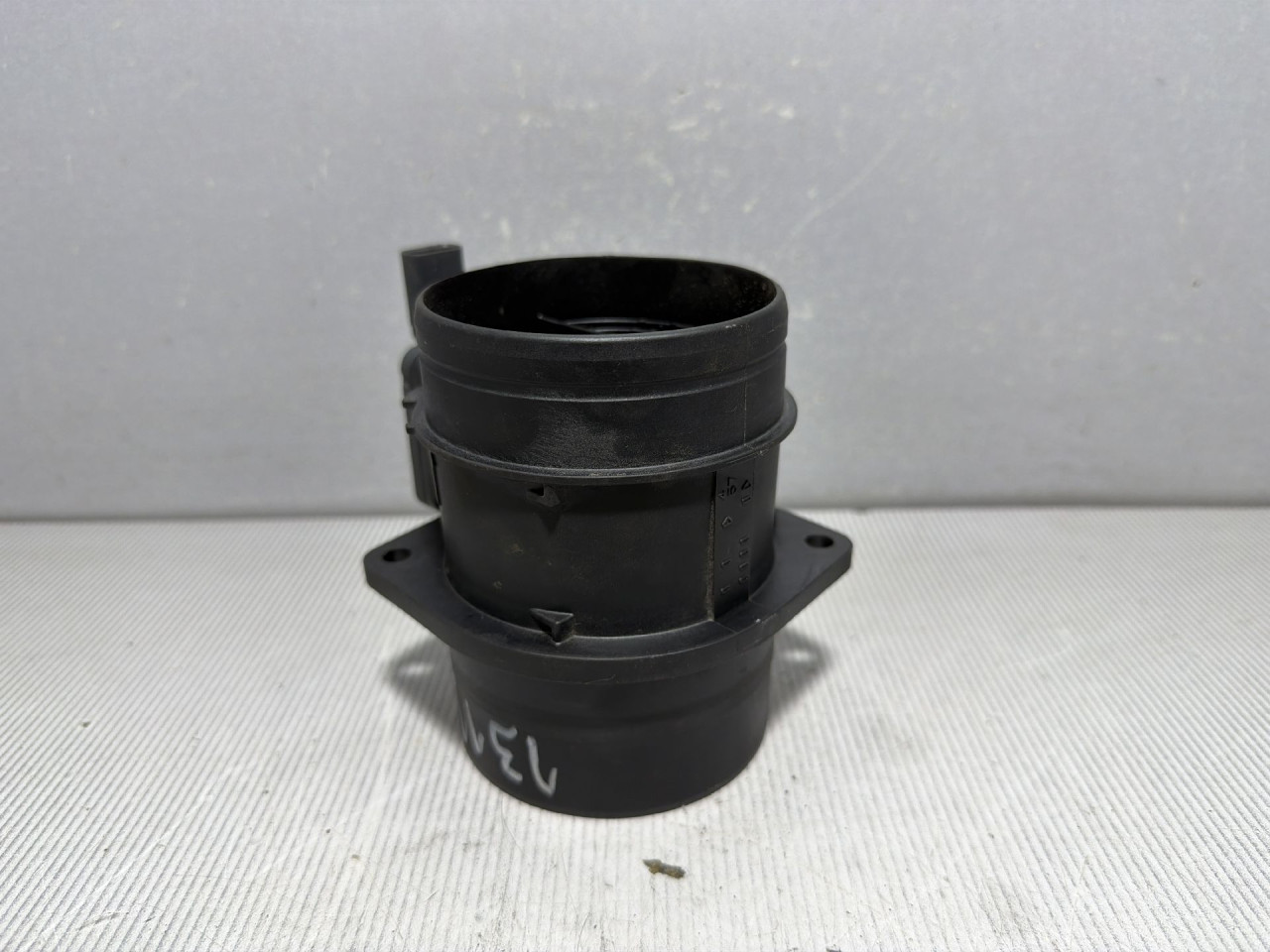 DIJELOVI PROTOK ZRAKA AUDI Q3 > 18- 2.0 05L906461B