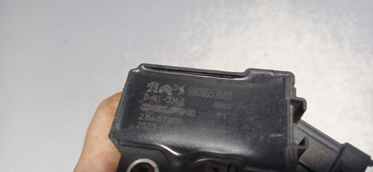 DIJELOVI BOMBINA PEUGEOT 208 > 19- 9808653680