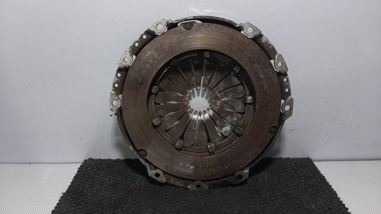 DIJELOVI KORPA VW GOLF 5 > 03-08 036141026G