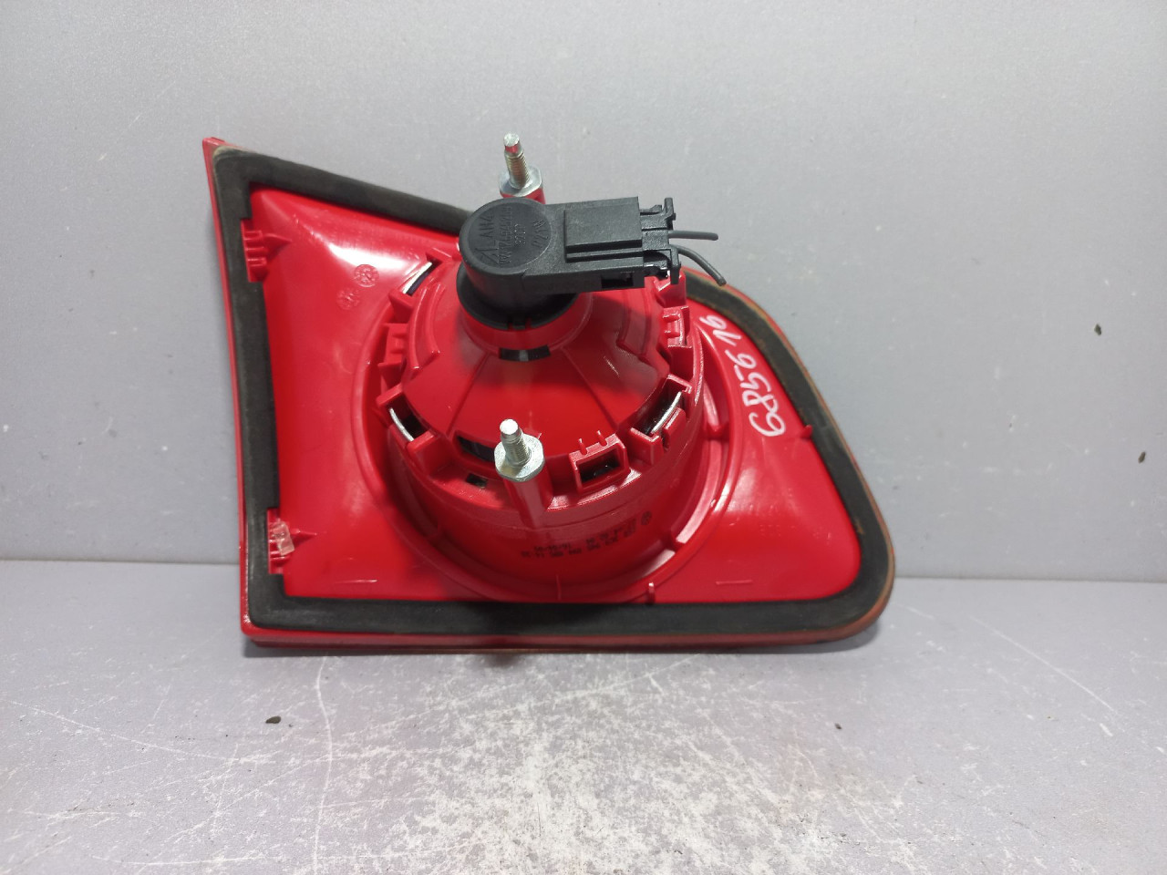 STOP SVJETLO VW PASSAT B6 > 05-10 3C9945094