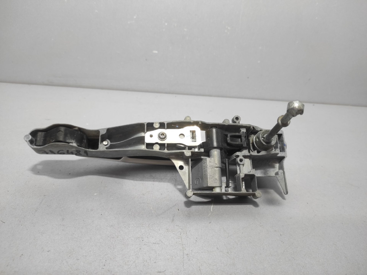 RUCKA VRATA PEUGEOT 207 > 06-09 9680168680