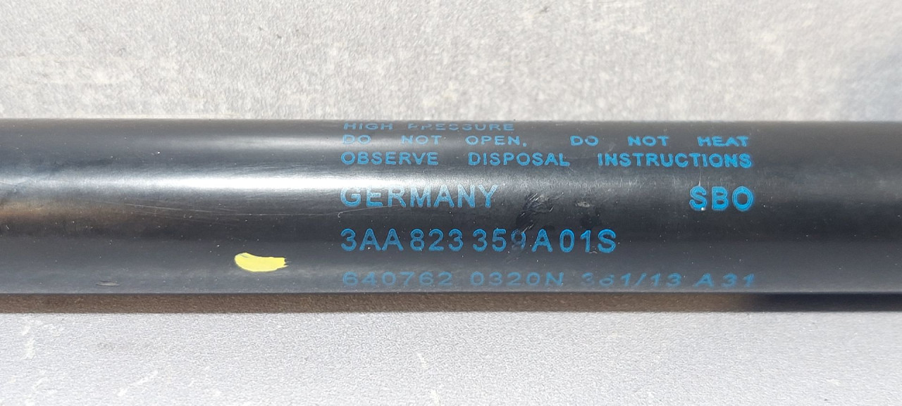 AMORTIZER HAUBE VW PASSAT B7 > 10-14 3AA823359A