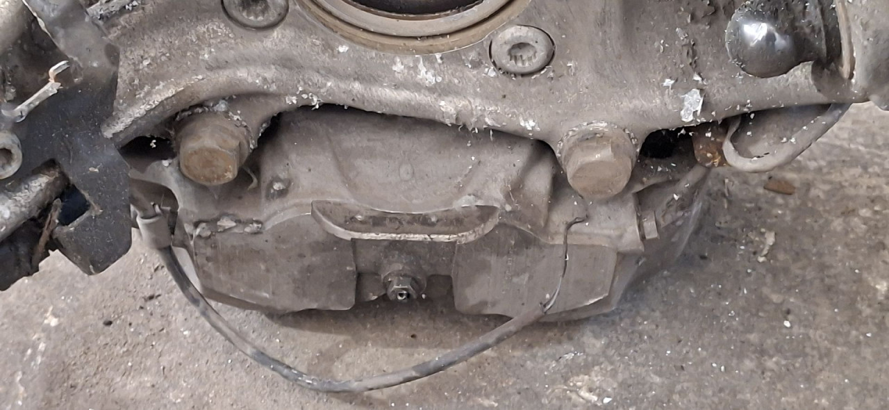 DIJELOVI KOCIONA KLJESTA AUDI A5 (F5) COUPE > 17 - 8W05BG