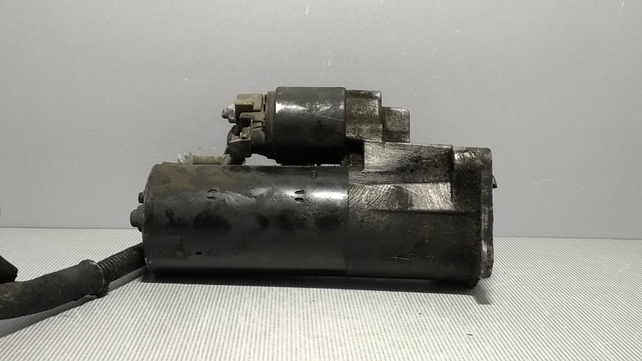 DIJELOVI ALNASER VW PASSAT B5 > 00-05 068911024H