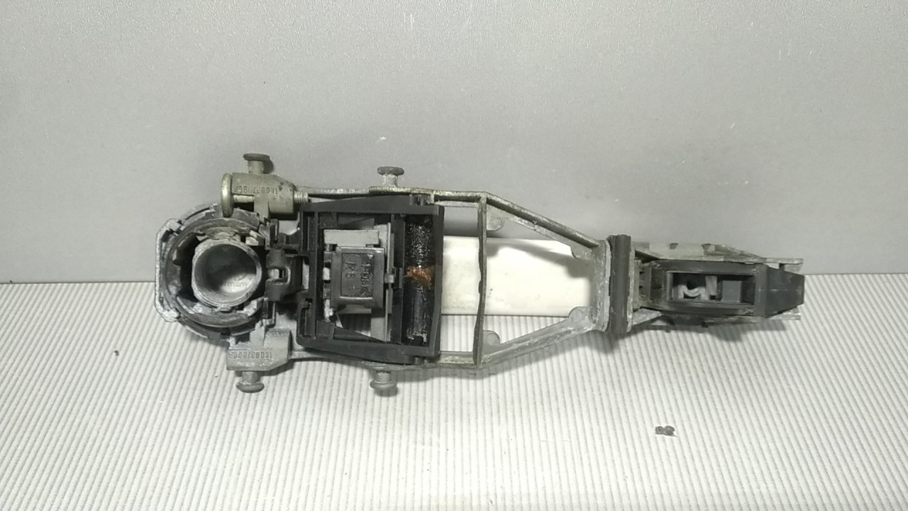 RUCKA VRATA SKODA FABIA > 07-10 5J0837886C