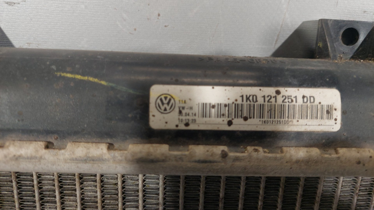 HLADNJAK VODE VW CADDY > 10-15 1K0121251DD