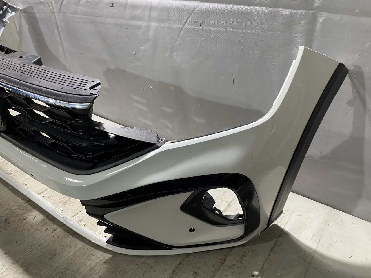 DIJELOVI BRANIK VW TAIGO > 20- 2G7807217B