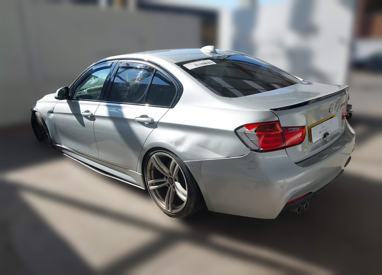 BMW SERIJA 3  3.0 2014 MJENJAC MOTOR N57D30A DIJELOVI