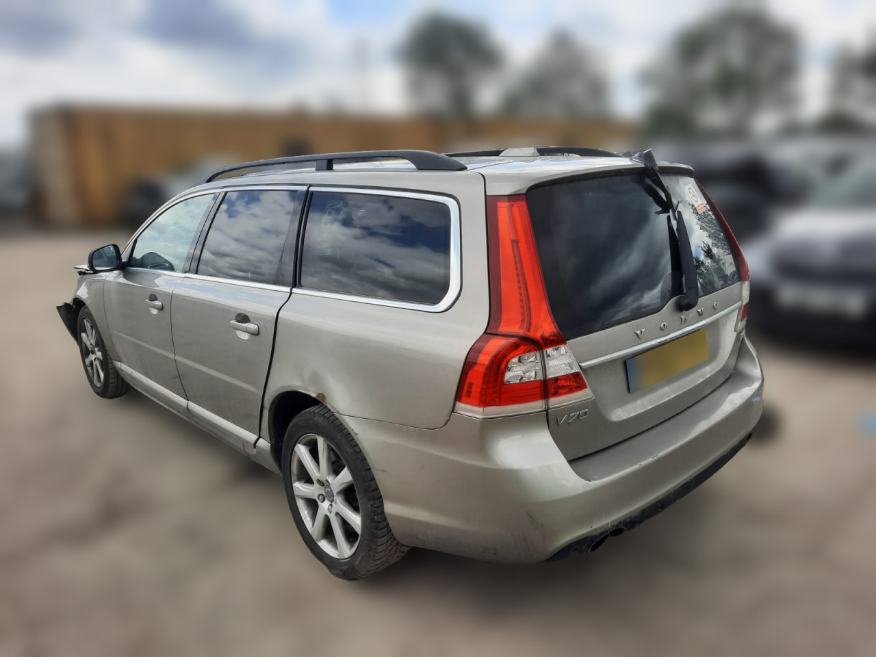 DIJELOVI VOLVO V70 > 14-16 2.0 Dizel D4204T5 MOTOR