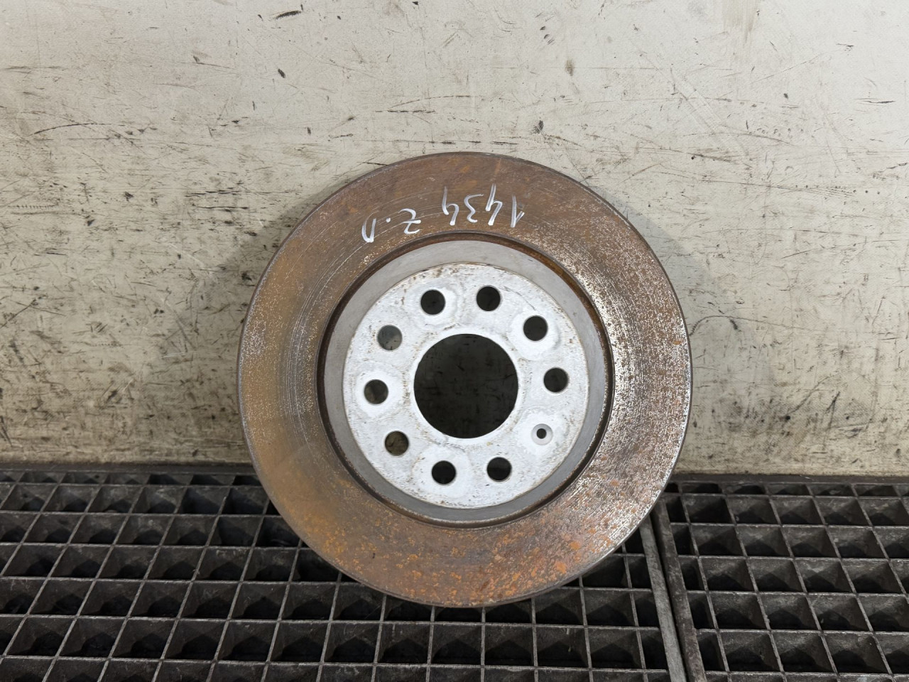 DIJELOVI KOCIONI DISK SKODA SUPERB > 15-19 2.0 3Q0615601A