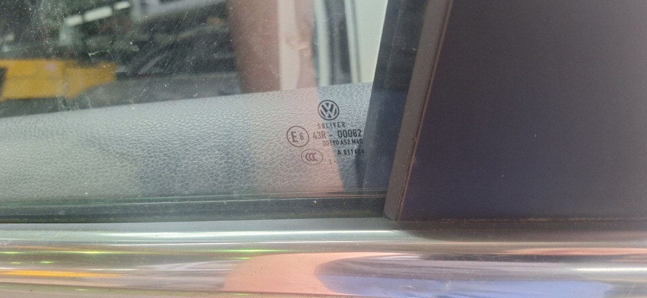 DIJELOVI STAKLO VW PASSAT B7 > 10-14 1.6
