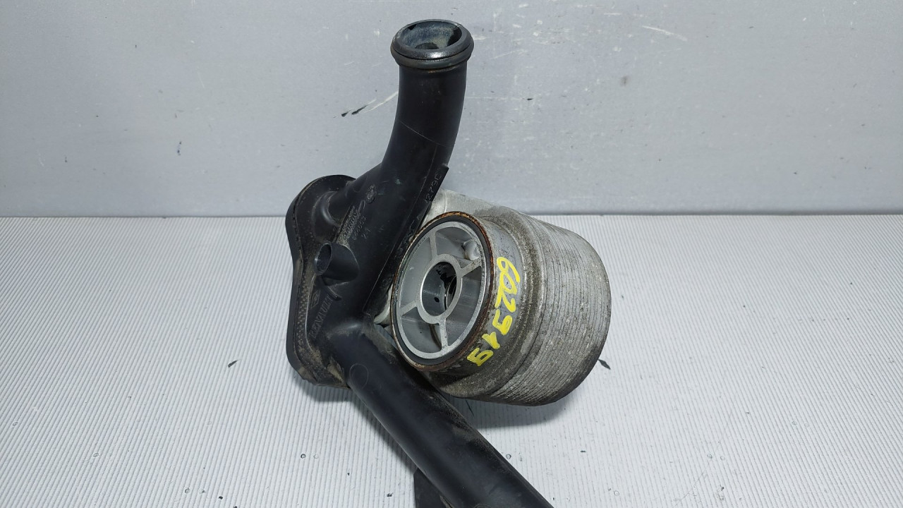 HLADNJAK ULJA RENAULT MEGANE > 08-12 779744C