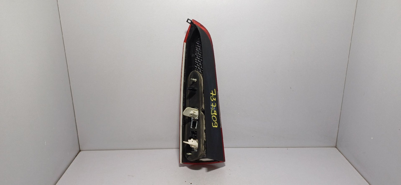 DIJELOVI STOP SVJETLO VOLVO V70 > 05-07 160986