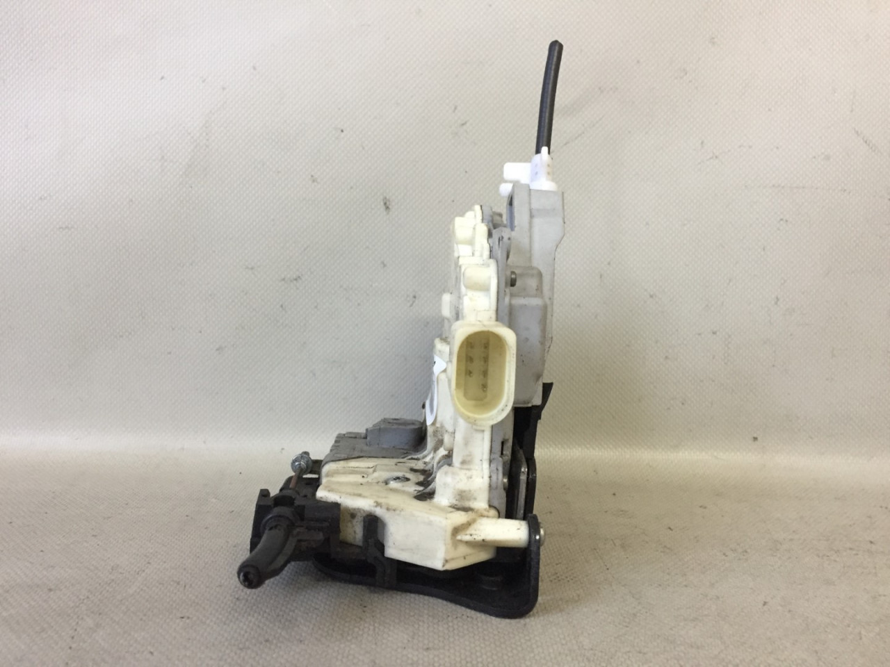 BRAVA VRATA VW PASSAT B6 > 05-10 3C4839016A