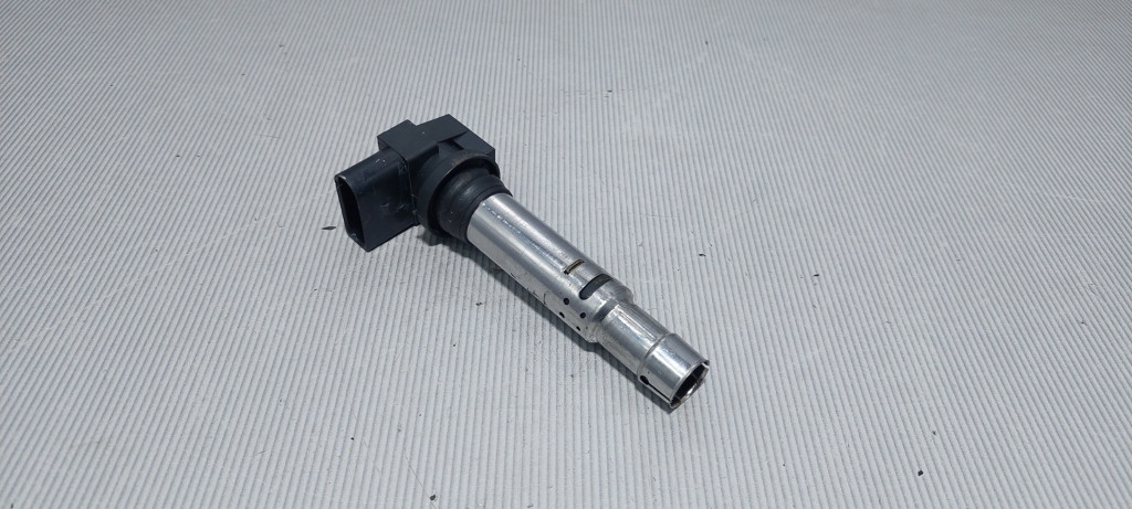 DIJELOVI BOMBINA SKODA FABIA > 07-10 1.2 036905715E