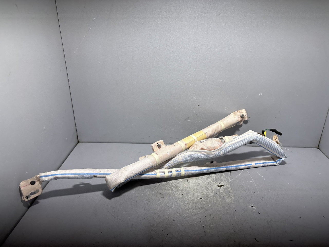 DIJELOVI KROVNI AIRBAG VW PASSAT B8 > 14-19