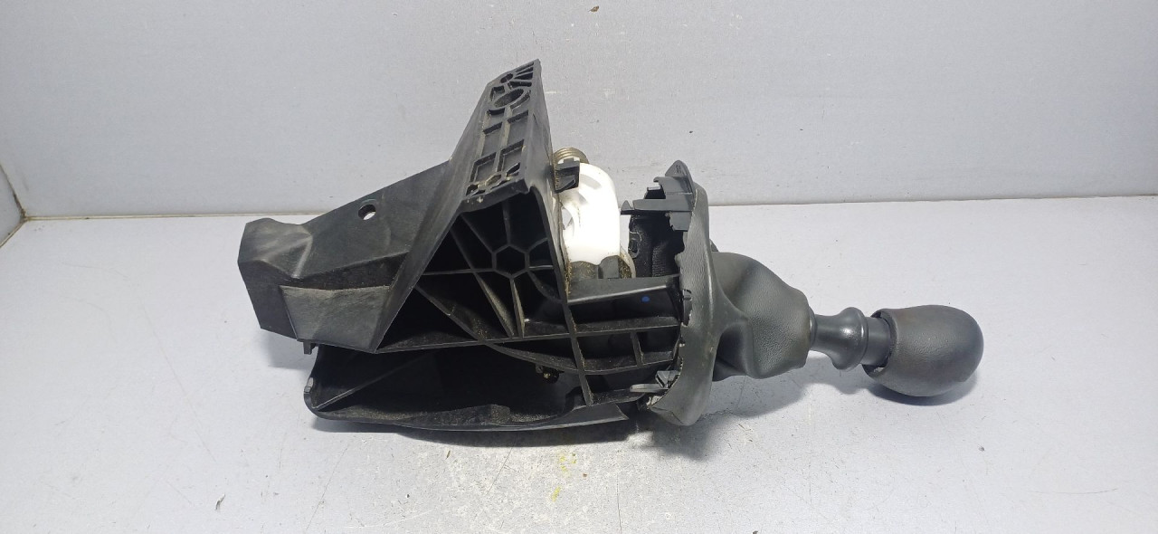 DIJELOVI SALTEBLA RENAULT TRAFIC > 14- 349012637R