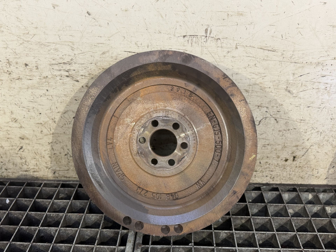 DIJELOVI ZAMAJAC VW POLO > 14-17 04B105273