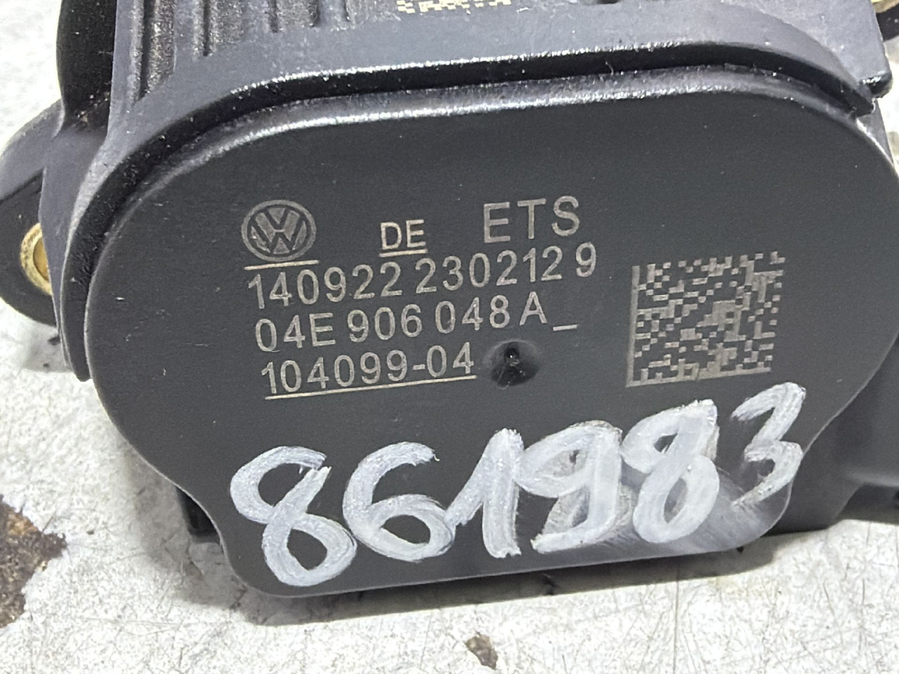 DIJELOVI ELEKTRO MAGNETNI VENTIL VW GOLF 8 > 19- 1.5 04E906048A