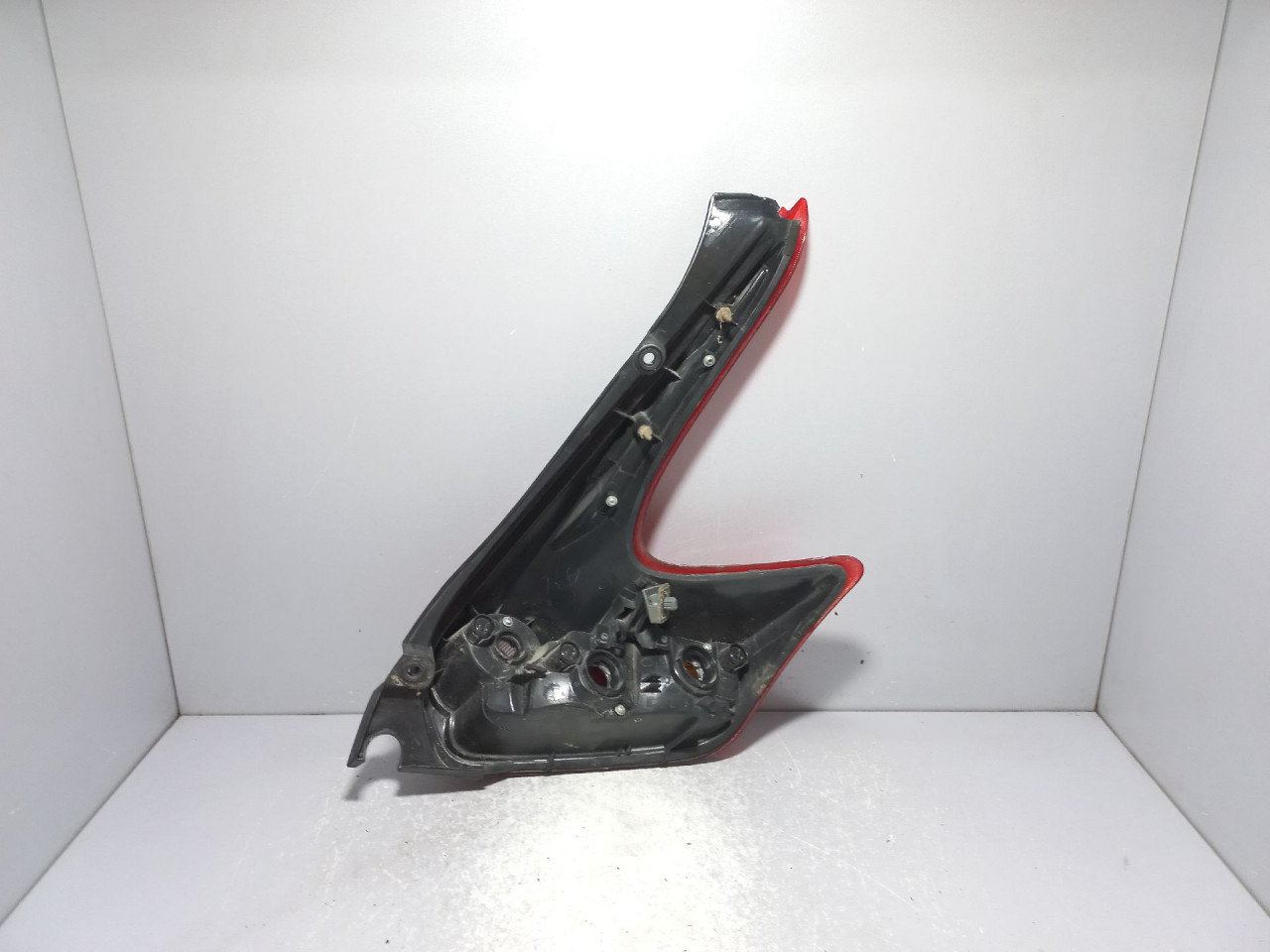 STOP SVJETLO NISSAN JUKE > 11-14 265551KA0B