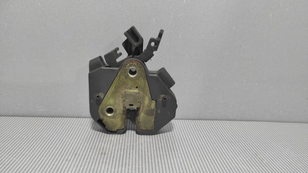 DIJELOVI BRAVA HAUBE VOLVO S70/V70 > 00-04 9483765