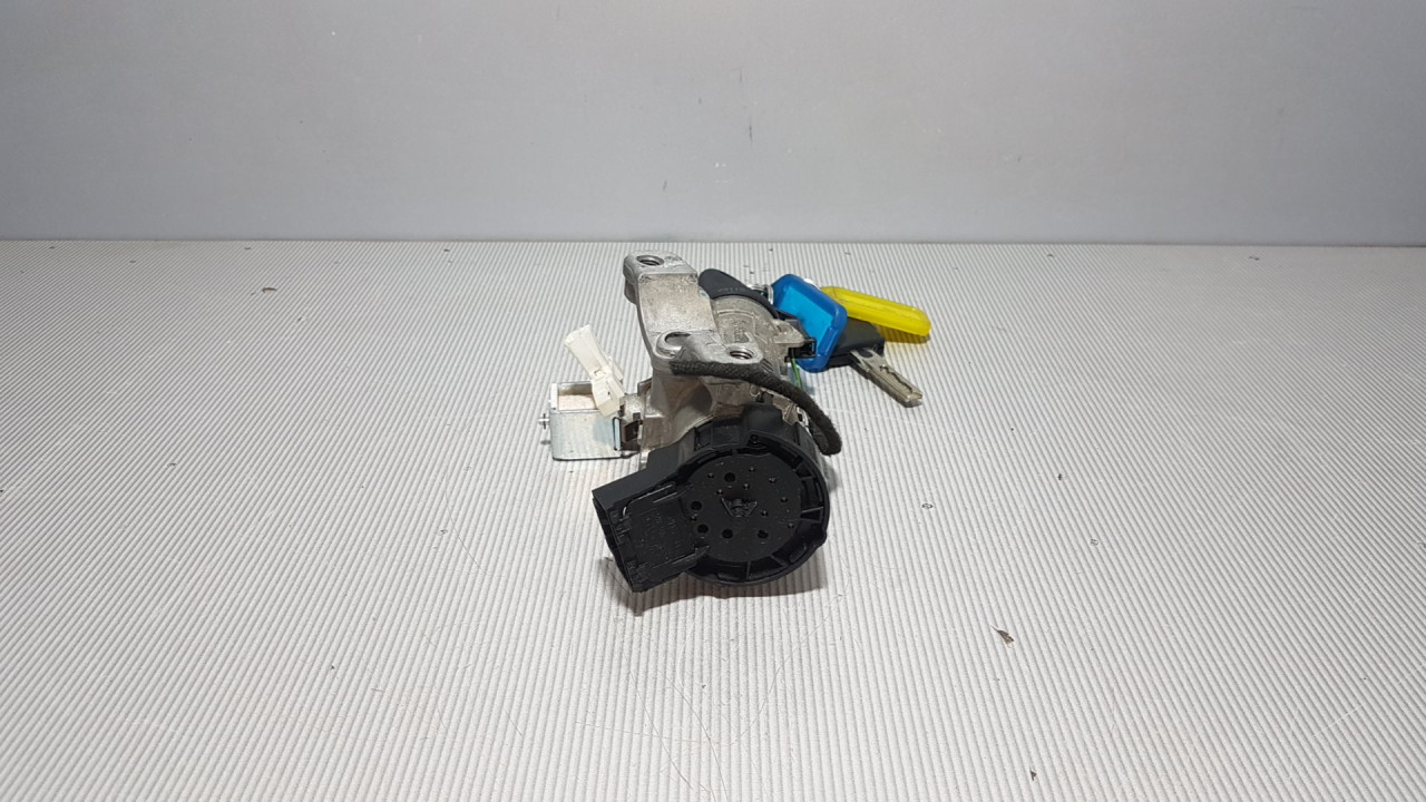 DIJELOVI BRAVA PALJENJA VW POLO > 09-14 6R0905851F