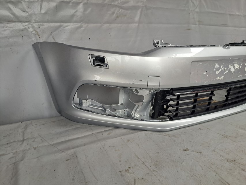 DIJELOVI BRANIK VW POLO > 14-17 6c0807221