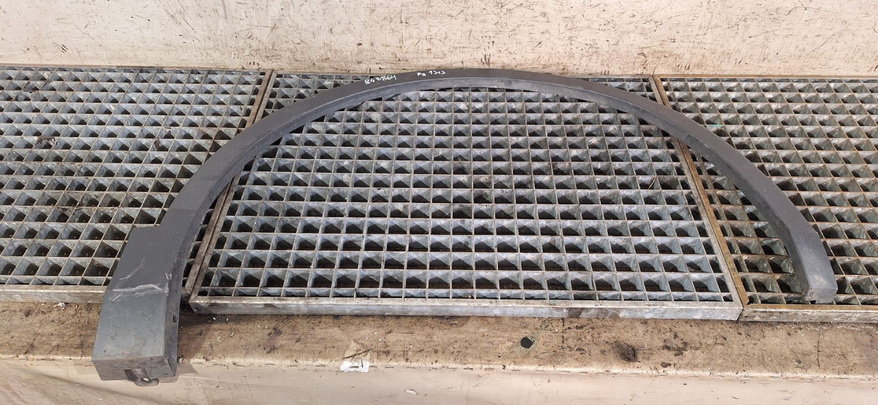 DIJELOVI RUB BLATOBRANA VW TIGUAN > 16-20 5NA854732E