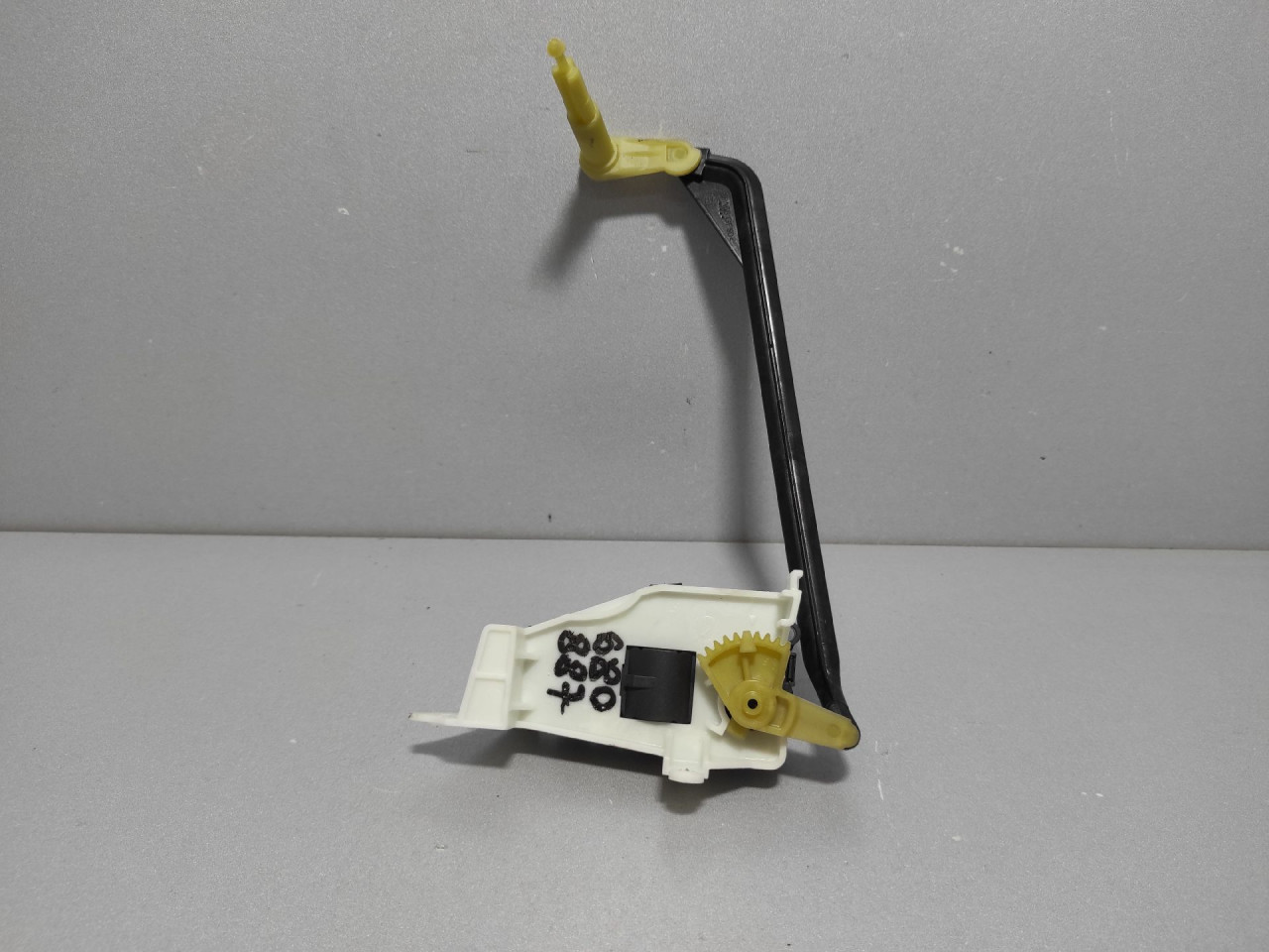 MOTORIC KLAPNE AUDI A4 (B8) > 12-15 K9749006