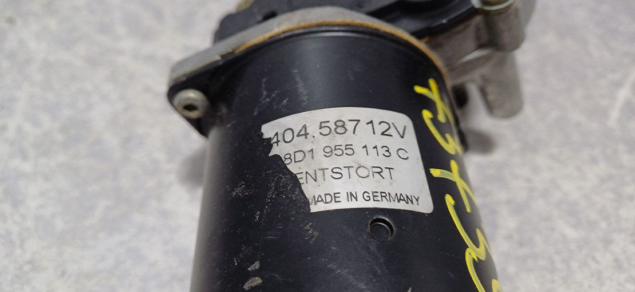 DIJELOVI MOTORIC PREDNJEG BRISACA AUDI A6 > 01-04 8D1955113C
