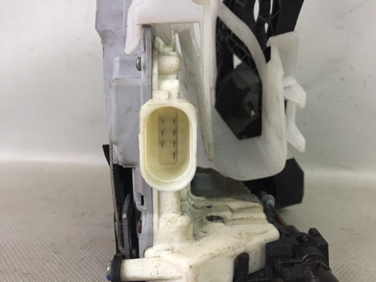 BRAVA VRATA VW PASSAT B6 > 05-10 VW054037 3C4839015A