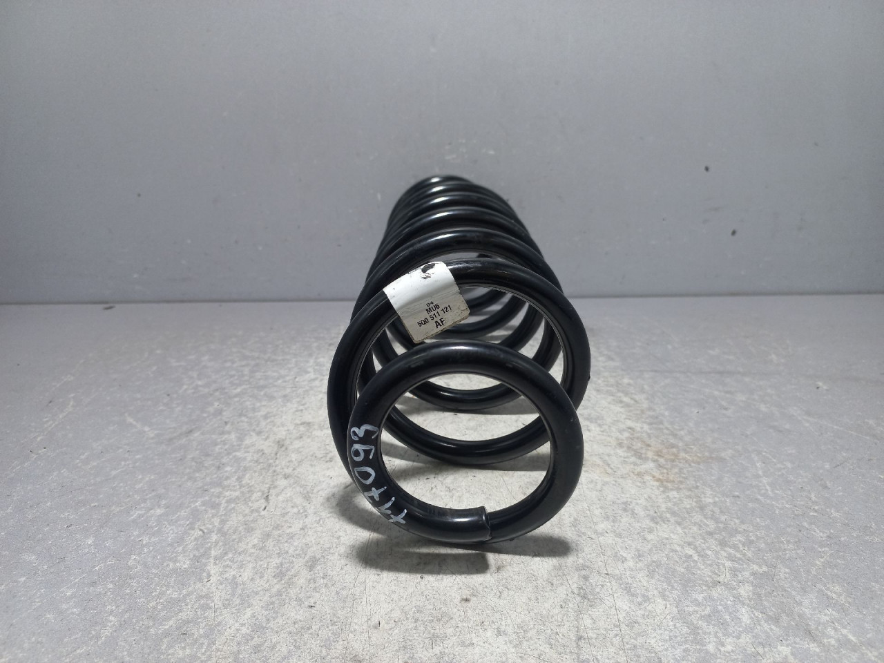 OPRUGA AMORTIZERA VW GOLF 7 > 12-16 5Q0511121AF