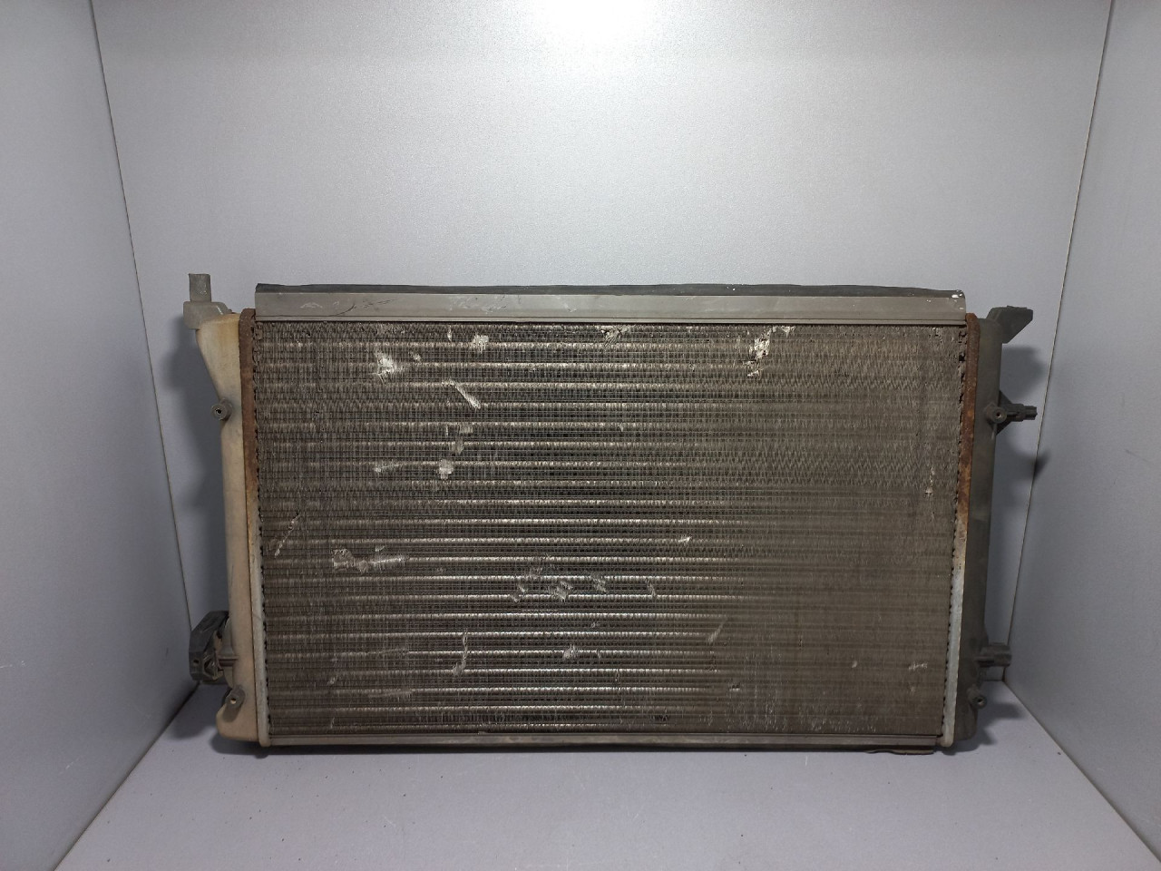 HLADNJAK VODE VW GOLF PLUS > 05-09 1K0121251P