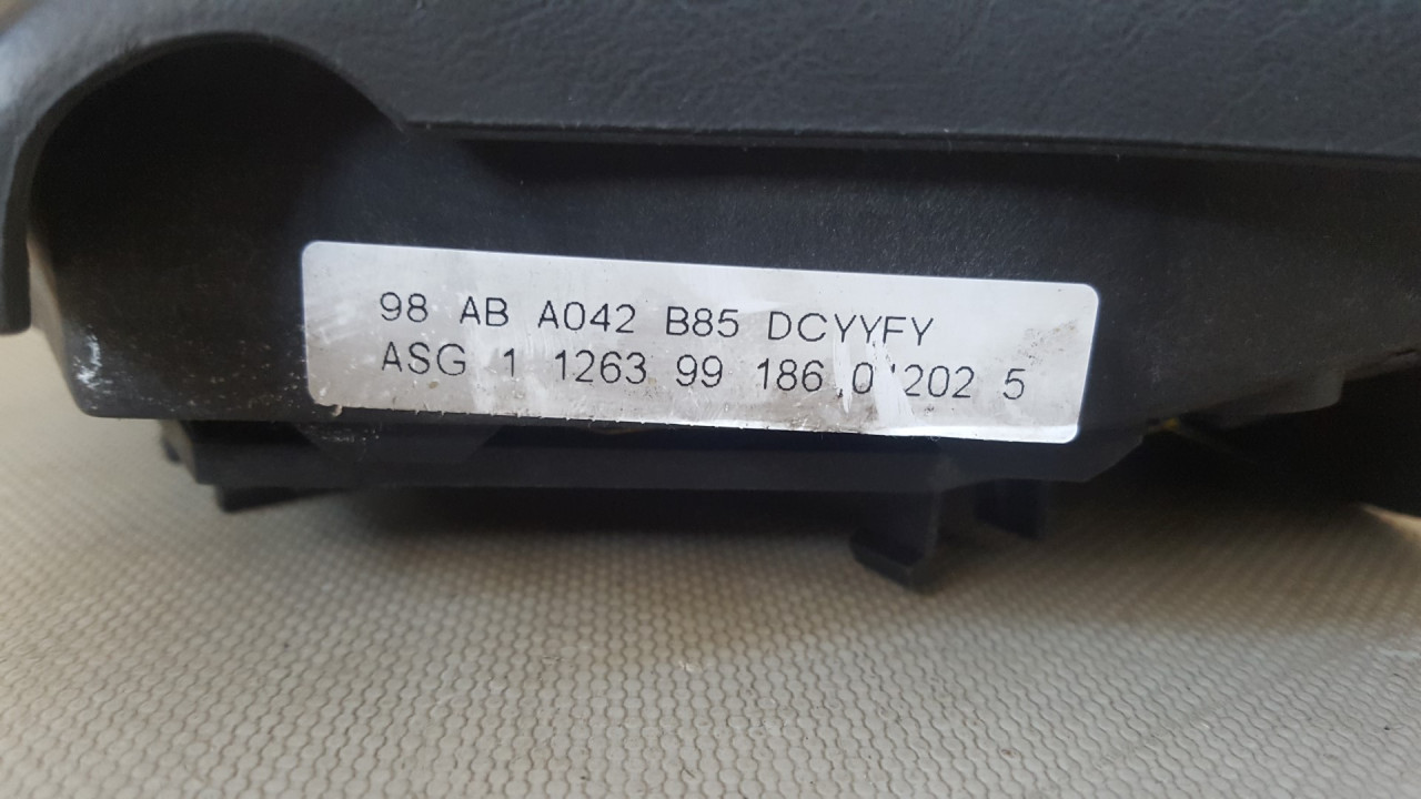 DIJELOVI AIRBAG VOLANA FORD FOCUS > 01-05 AO42B85