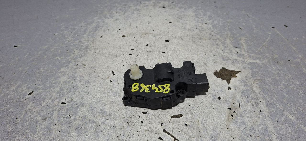 DIJELOVI MOTORIC KLAPNE AUDI A4 (B8) > 12-15 K9749006