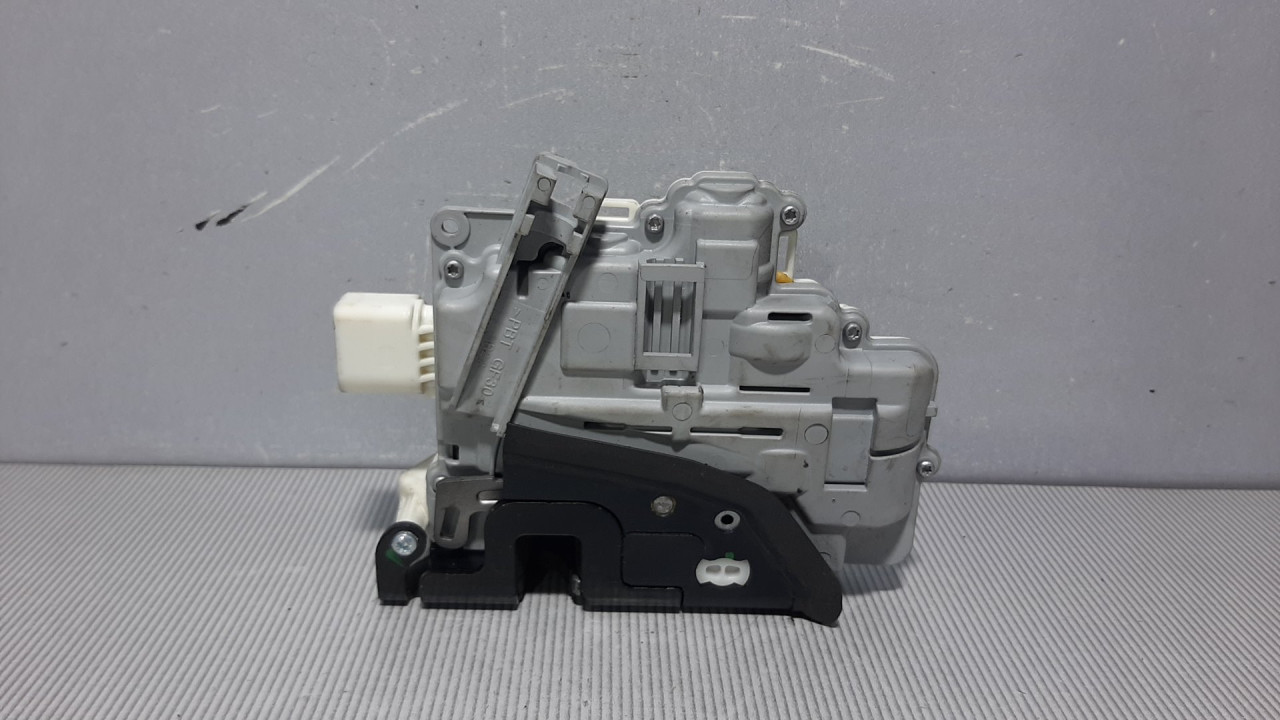 BRAVA VRATA VW PASSAT B6 > 05-10 3C1837016A