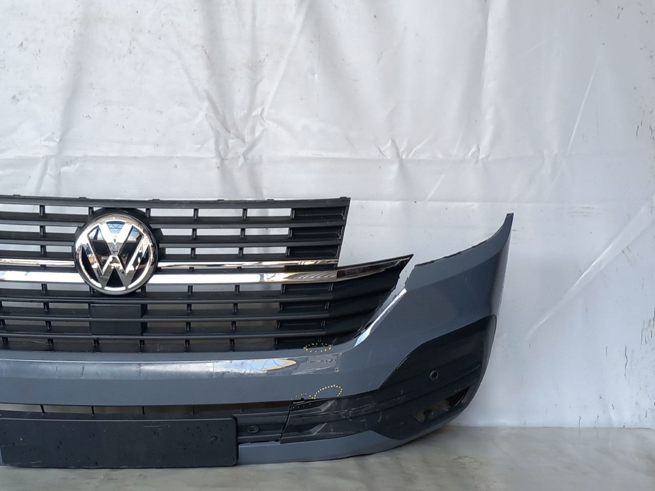 DIJELOVI BRANIK VW T6 > 15- 7LA807221A
