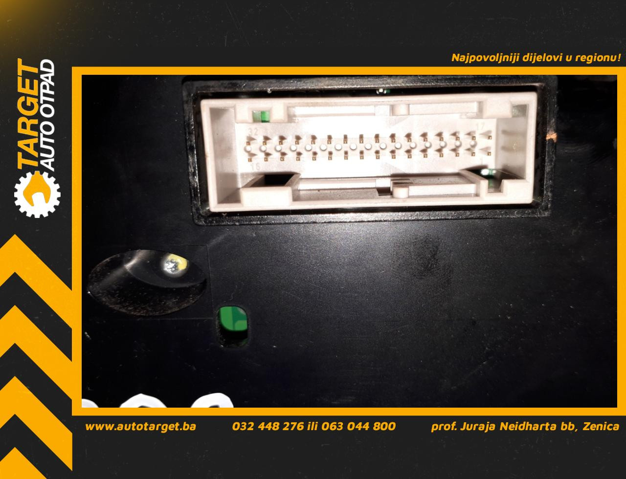 DIJELOVI CELER SAT AUDI A4 (B8) > 07-11 8K0920930C