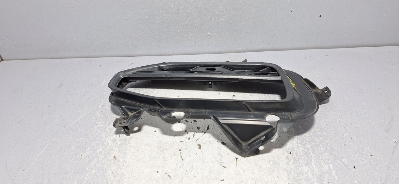 DIJELOVI RESETKA BRANIKA VW T-ROC > 17- 2GA853212