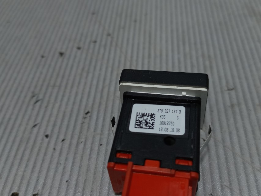 DIJELOVI PREKIDAC SKODA SUPERB > 08-13 3T0927127B