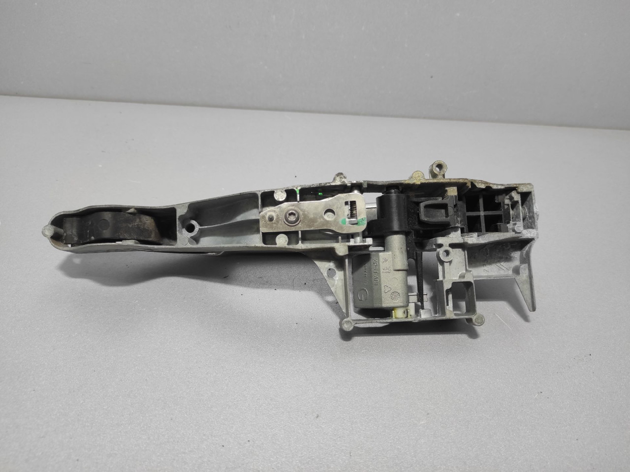 DIJELOVI RUCKA VRATA CITROEN C5 > 08-10 9680168680