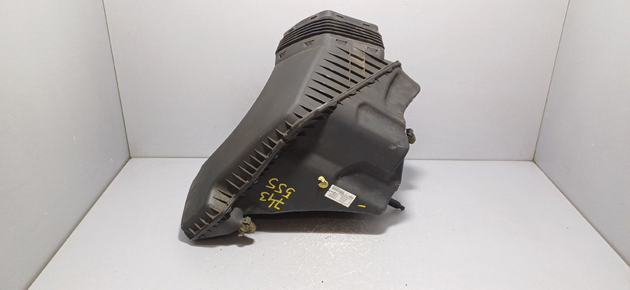 KUCISTE FILTERA ZRAKA VW TOUAREG > 11-14 4G0133838L