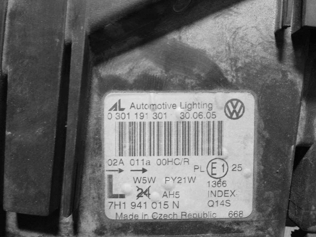 DIJELOVI FAR VW T5 > 03-09 VW917013 7H1941015N