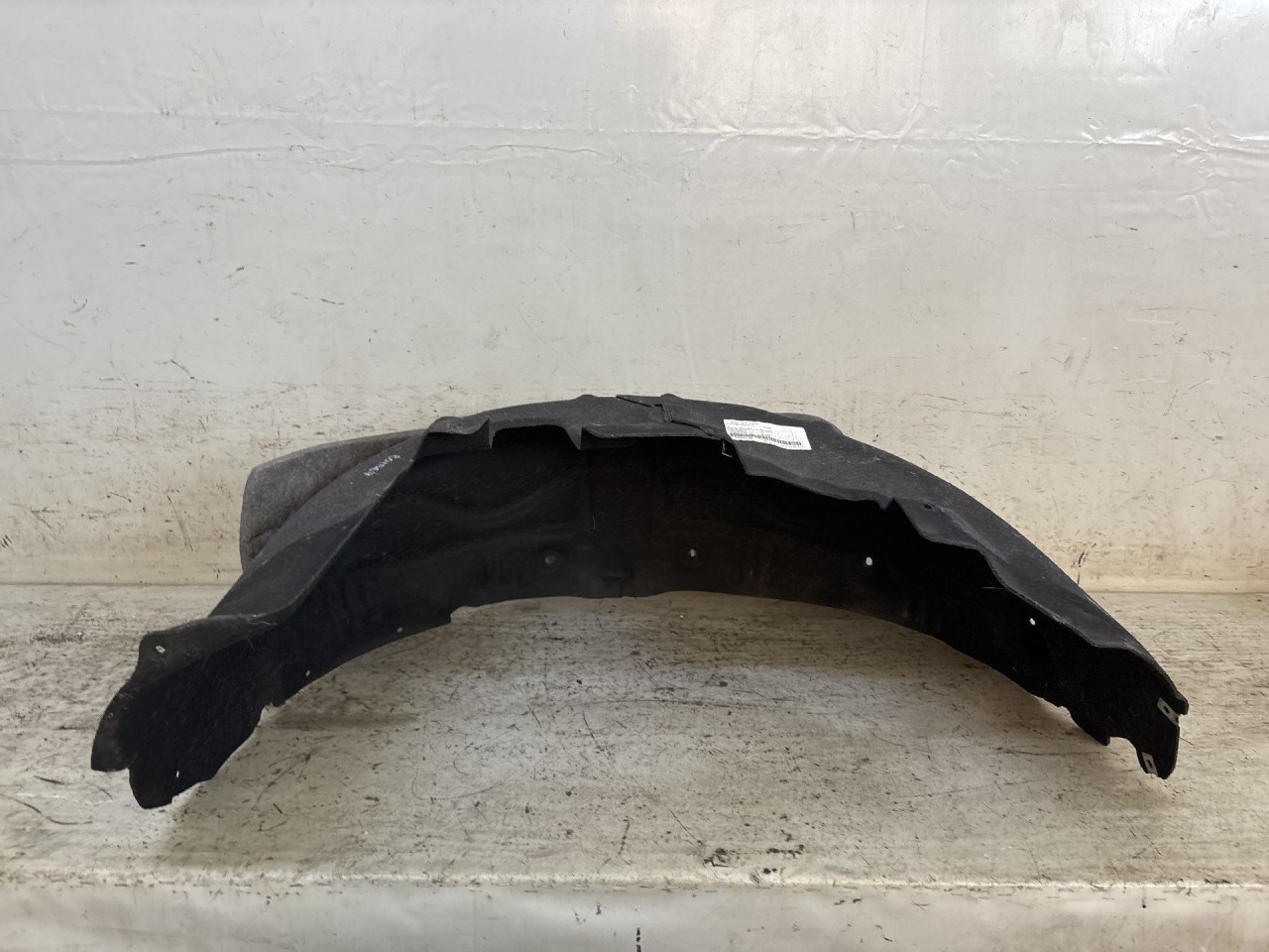 UNUTRASNJI BLATOBRAN MERCEDES GLC (X253) > 16- A2536900