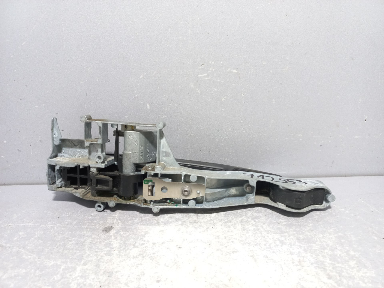 RUCKA VRATA PEUGEOT 207 > 06-09 9680168680