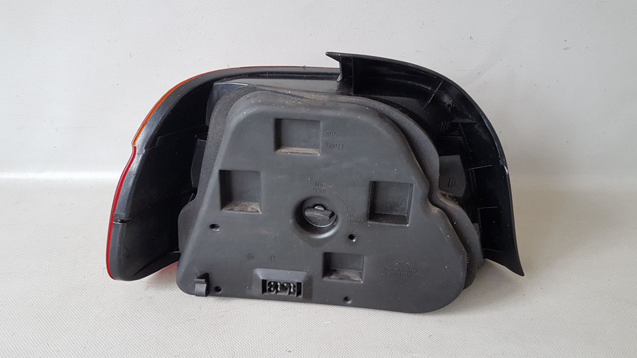 STOP SVJETLO BMW SERIJA 5 (E39) > 95-00 BM044016 146033