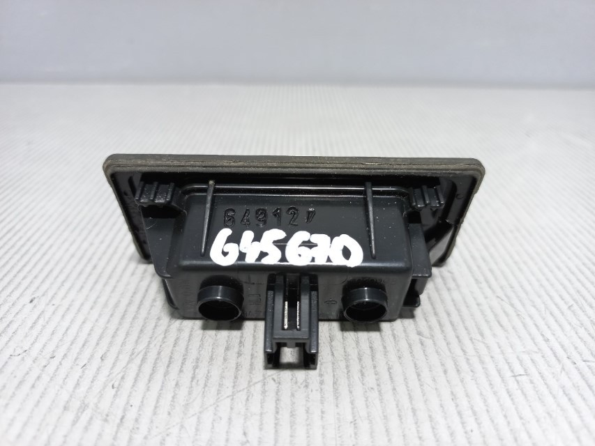 RASVJETA TABLICA AUDI A4 (B8) > 12-15 4G0943021