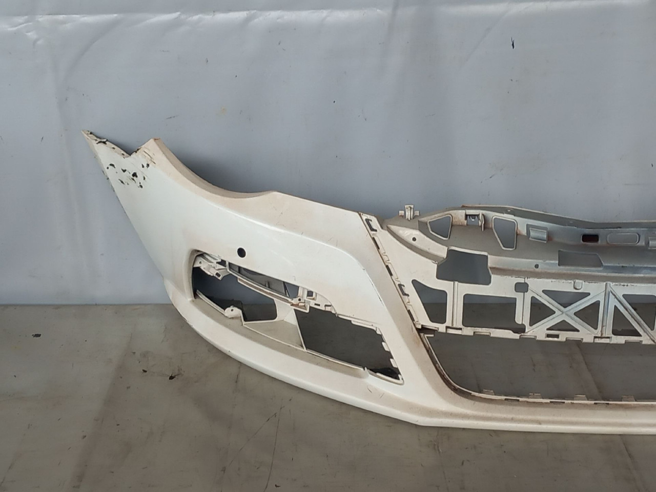 DIJELOVI BRANIK VW PASSAT CC > 08-11 3C8807217